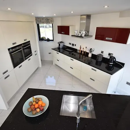 No50 Luxury 3bed3bath With Ev Charger Леттеркенни